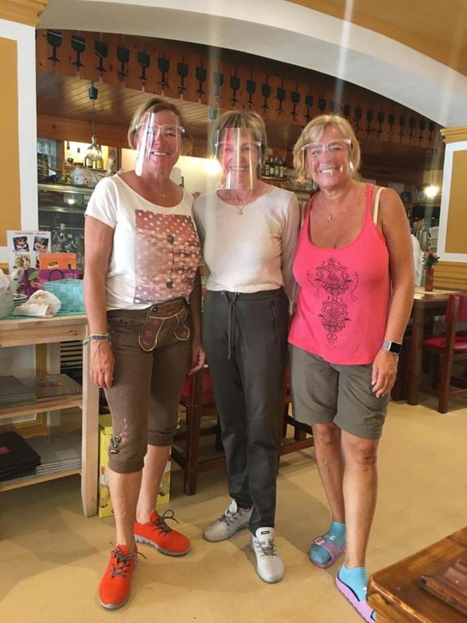 Pension Casa Austria 칼레라 외부 사진