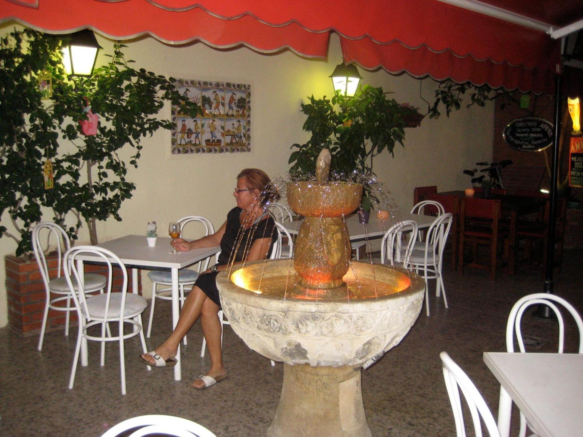 Pension Casa Austria 칼레라 외부 사진