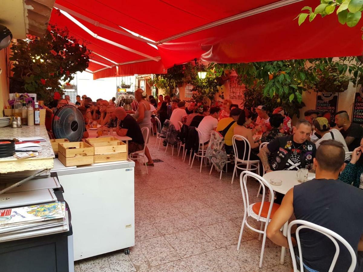 Pension Casa Austria 칼레라 외부 사진