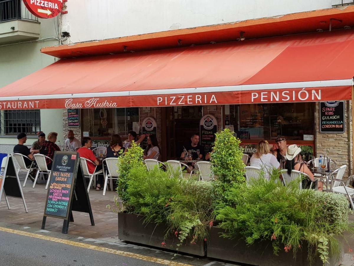 Pension Casa Austria 칼레라 외부 사진
